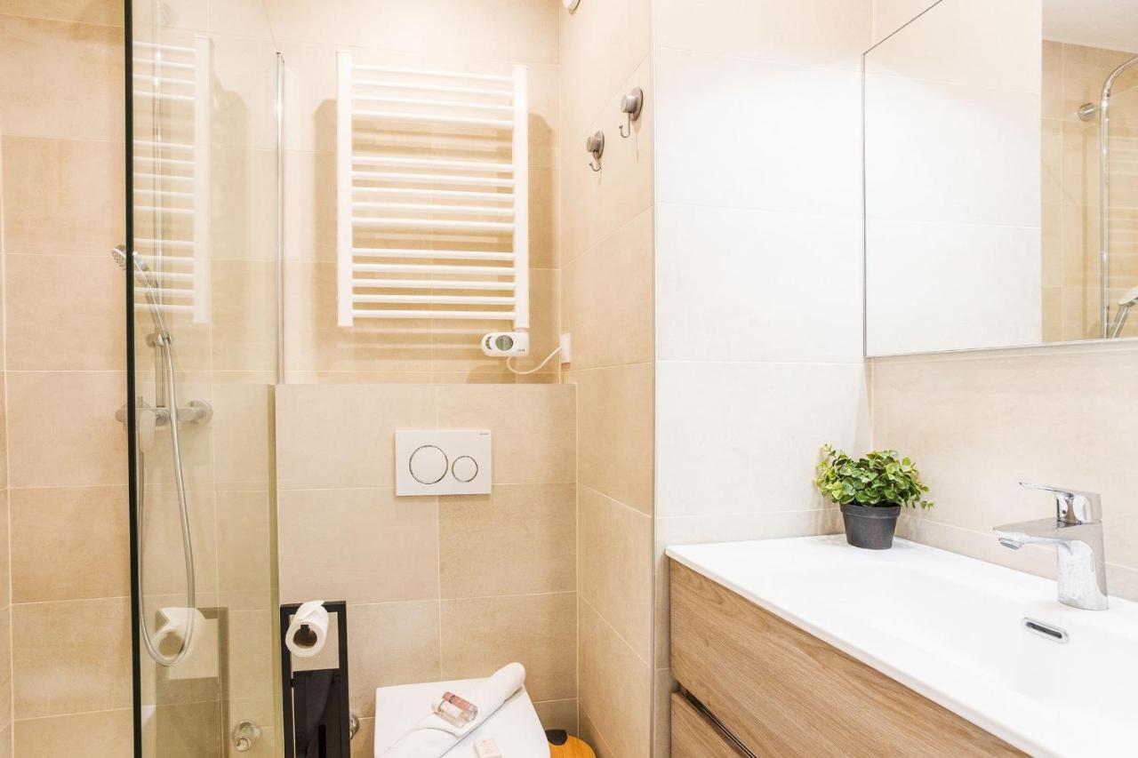 L'Ange Gardien Ap4269 By Riviera Holiday Homes Villefranche-sur-Mer Esterno foto